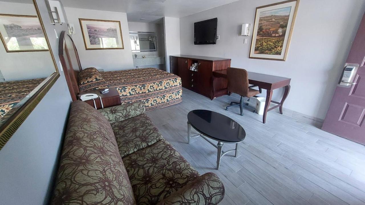 Regency Inn Norco Ngoại thất bức ảnh